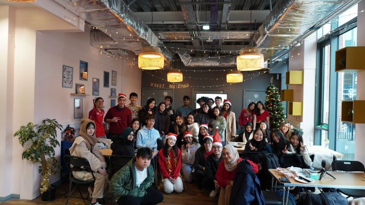 Mingle and Jingle All the Way: A Christmas Celebration to Remember